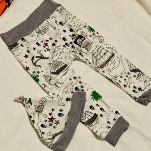 $9 NewSkull/pirate harem pants/beanie set